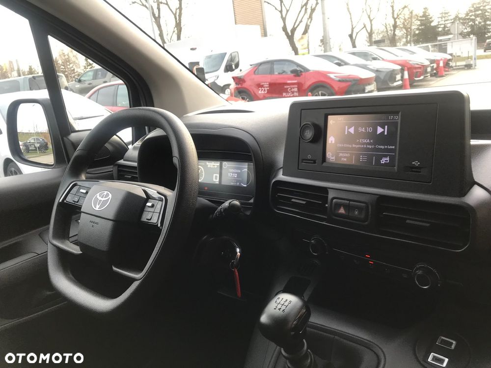 Toyota Proace City - 27