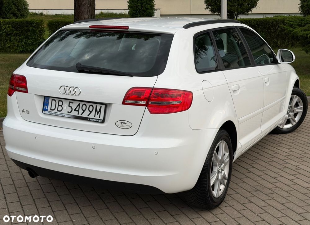 Audi A3 Sportback 1.6 Attraction - 31