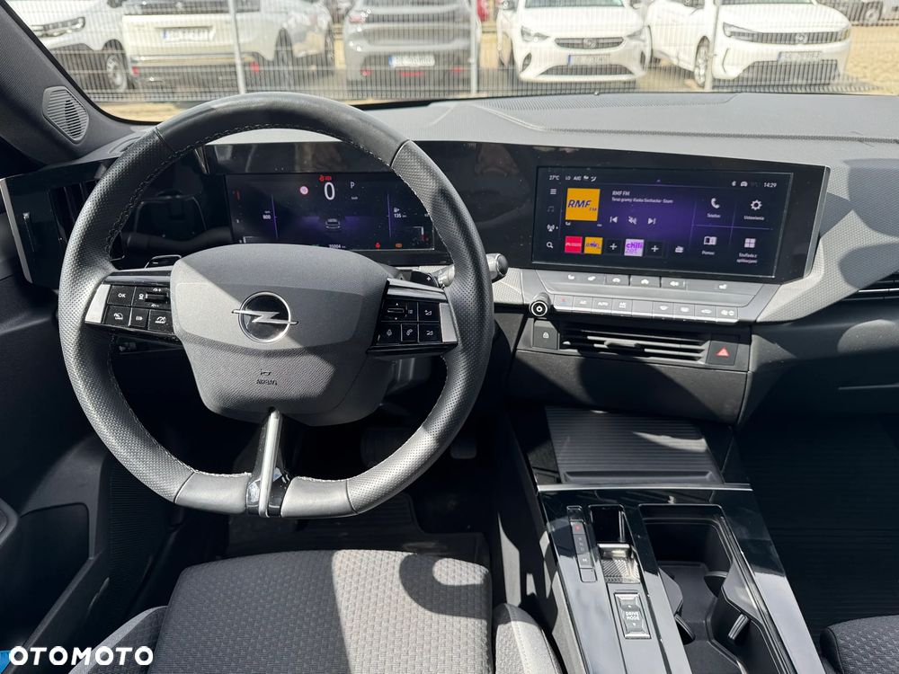 Opel Astra 1.2 T Edition S&S - 9
