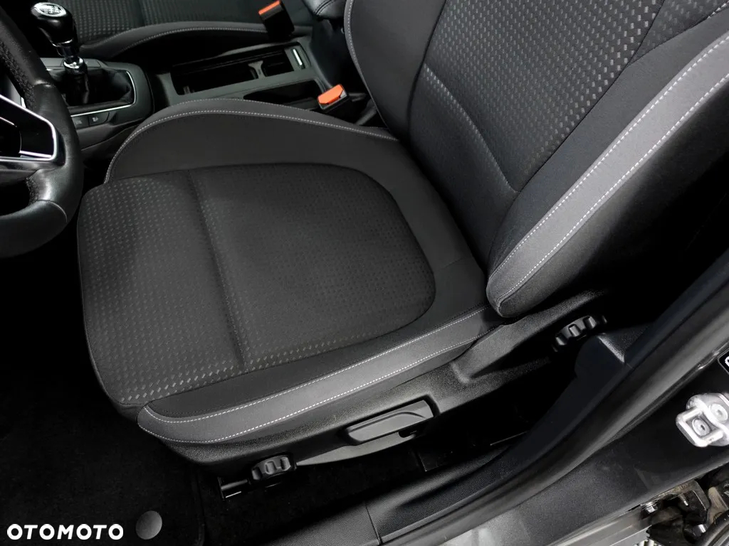 Ford Focus 1.5 TDCi Titanium - 12