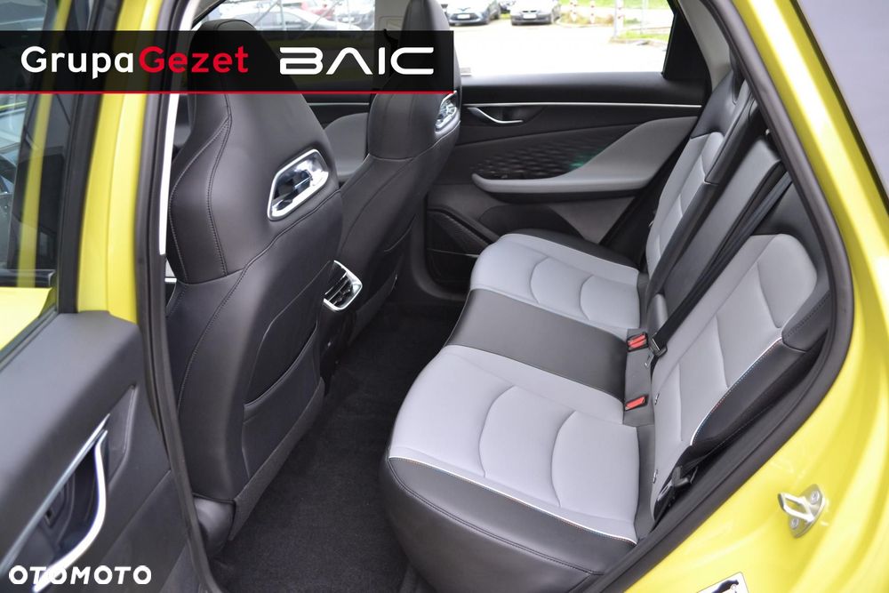 BAIC 5 Beijing 1.5T Business DCT - 9