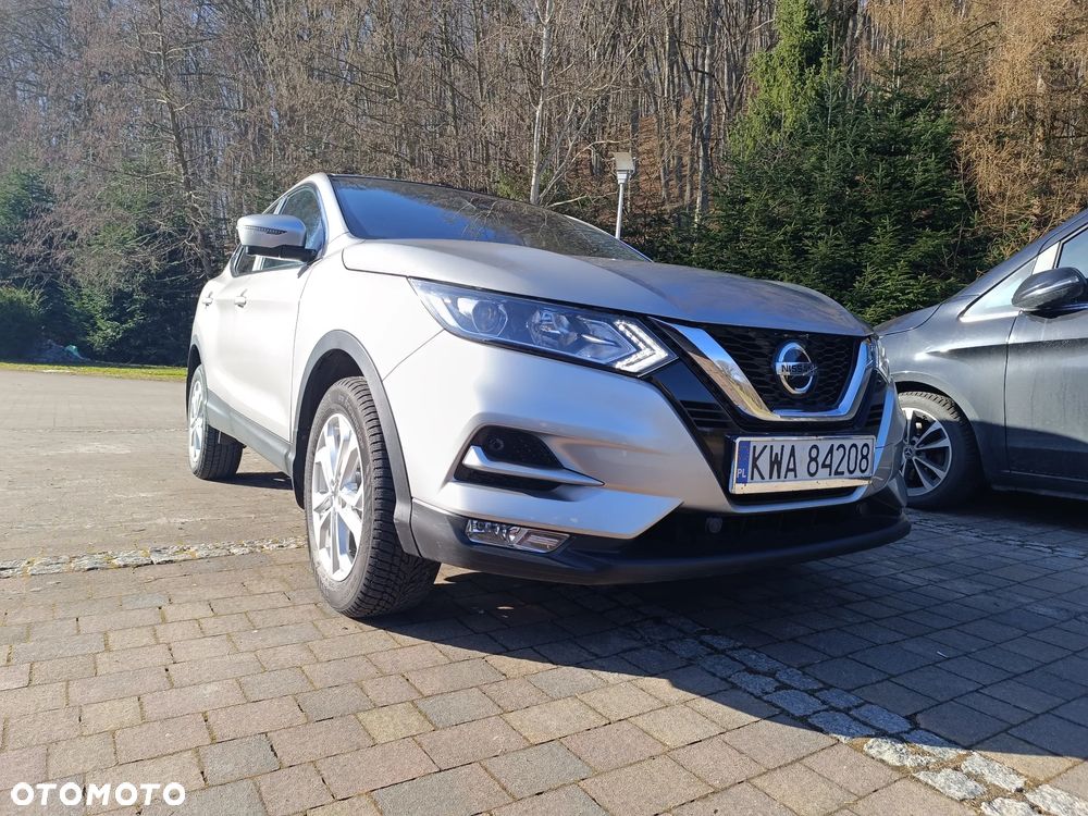 Nissan Qashqai 1.3 DIG-T DCT ZAMA - 9