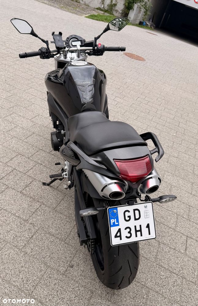 Yamaha FZ6 - 3
