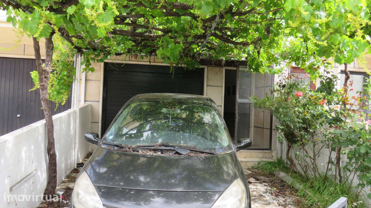 Andar Moradia T3 com Garagem e Quintal - Grande imagem: 2/25