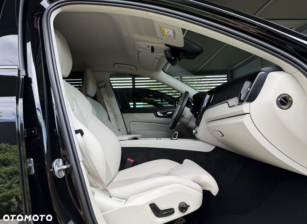 Volvo XC 60 B4 D AWD Geartronic Inscription - 10