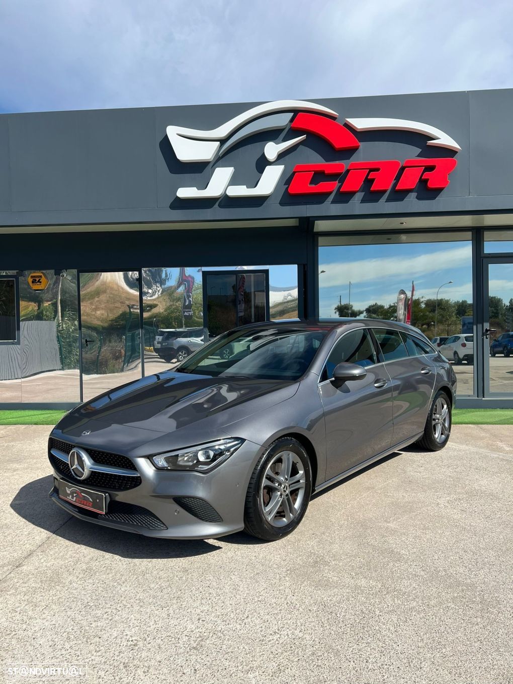 Mercedes-Benz CLA 180 - 1