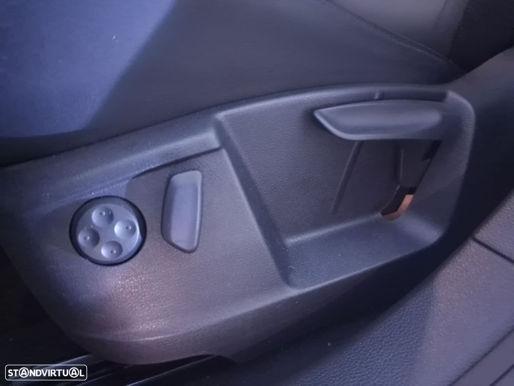 VW Sharan 2.0 TDI Blue Highline - 27