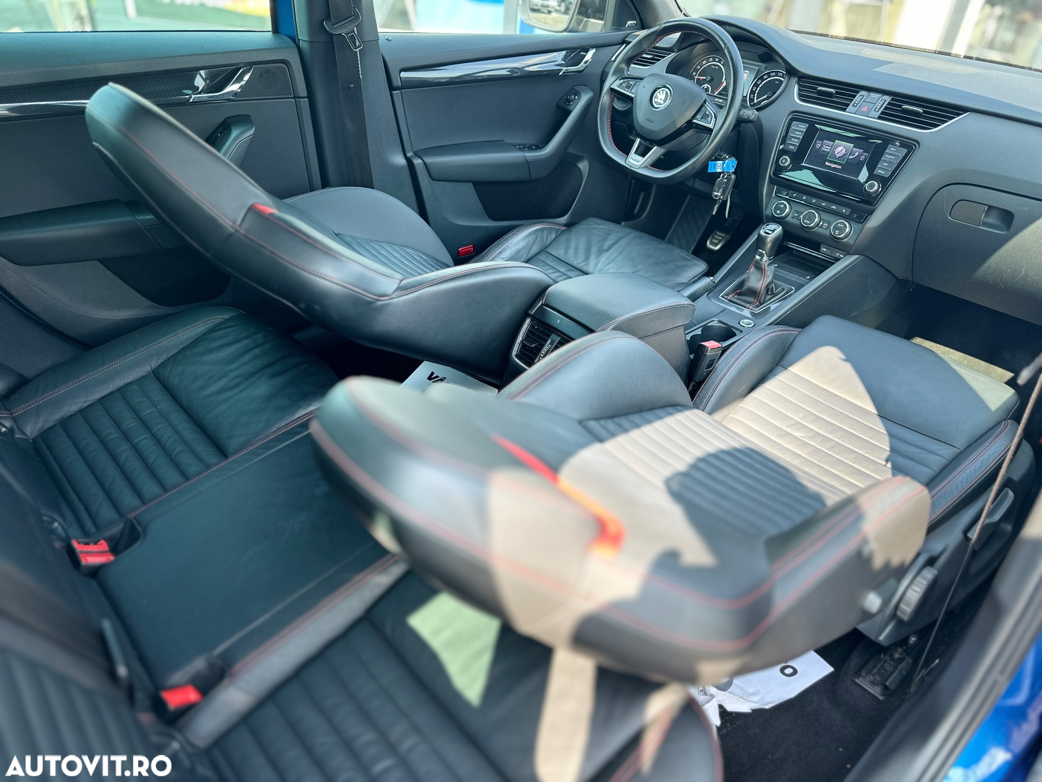 Skoda Octavia Combi 2.0 TDI (Green tec) RS - 5
