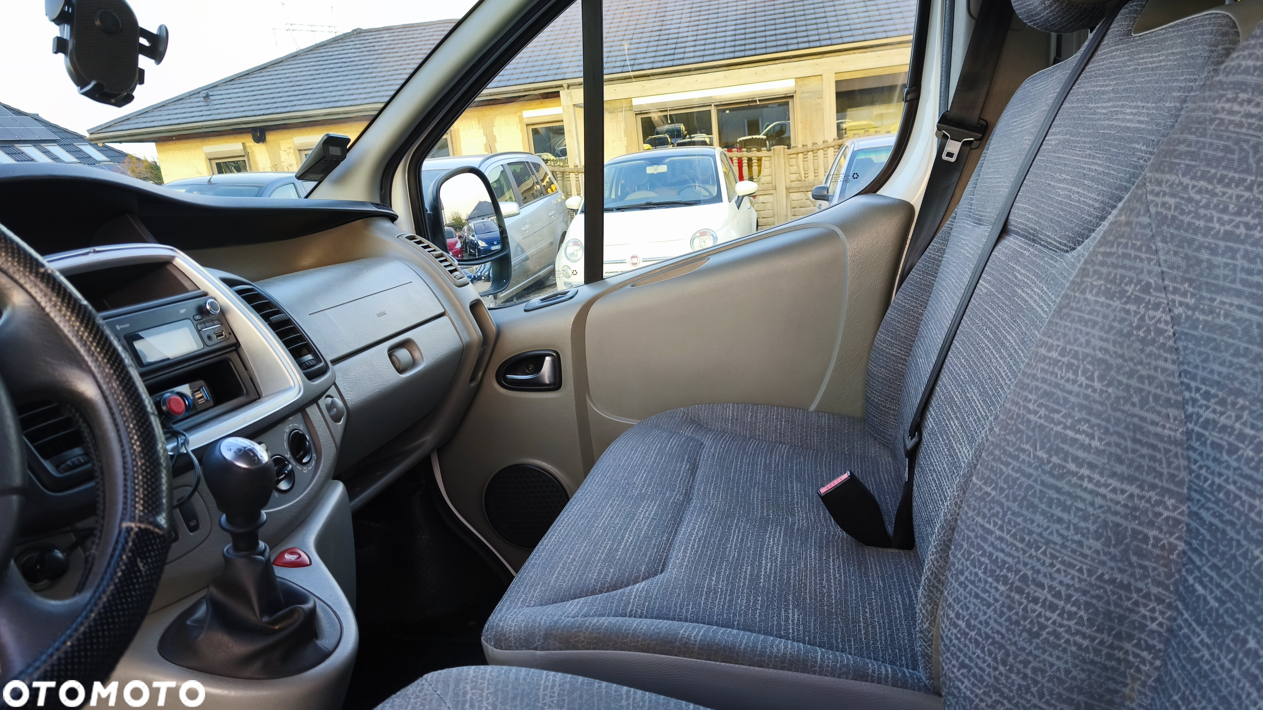 Renault Trafic - 17