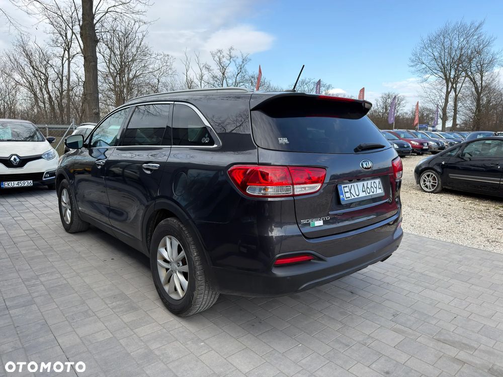 Kia Sorento - 12