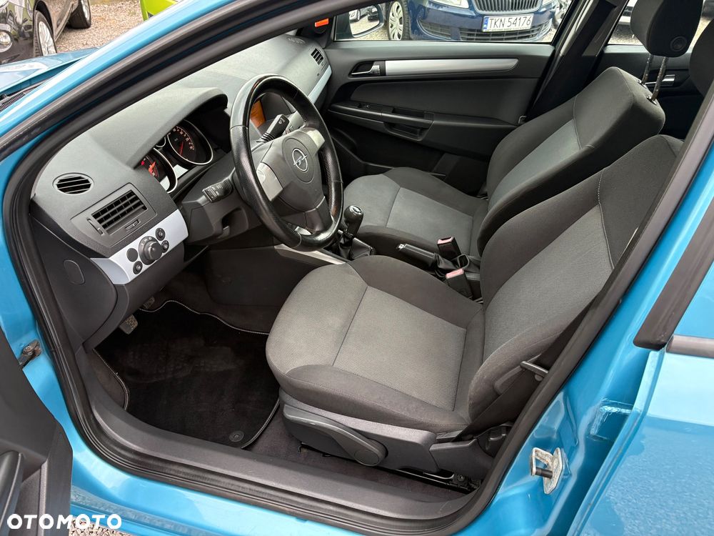 Opel Astra 1.8 Edition - 21