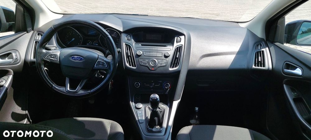 Ford Focus 1.0 EcoBoost Trend - 14