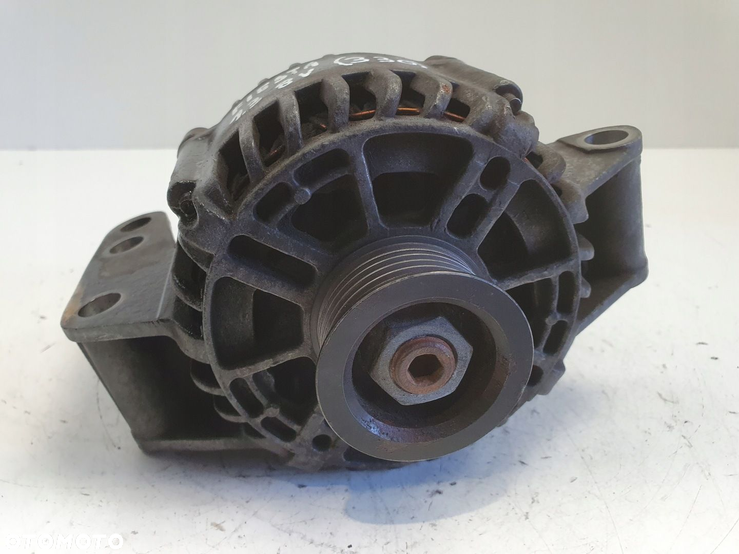 Ford Fiesta V 1.3 8V ALTERNATOR visteon - 6