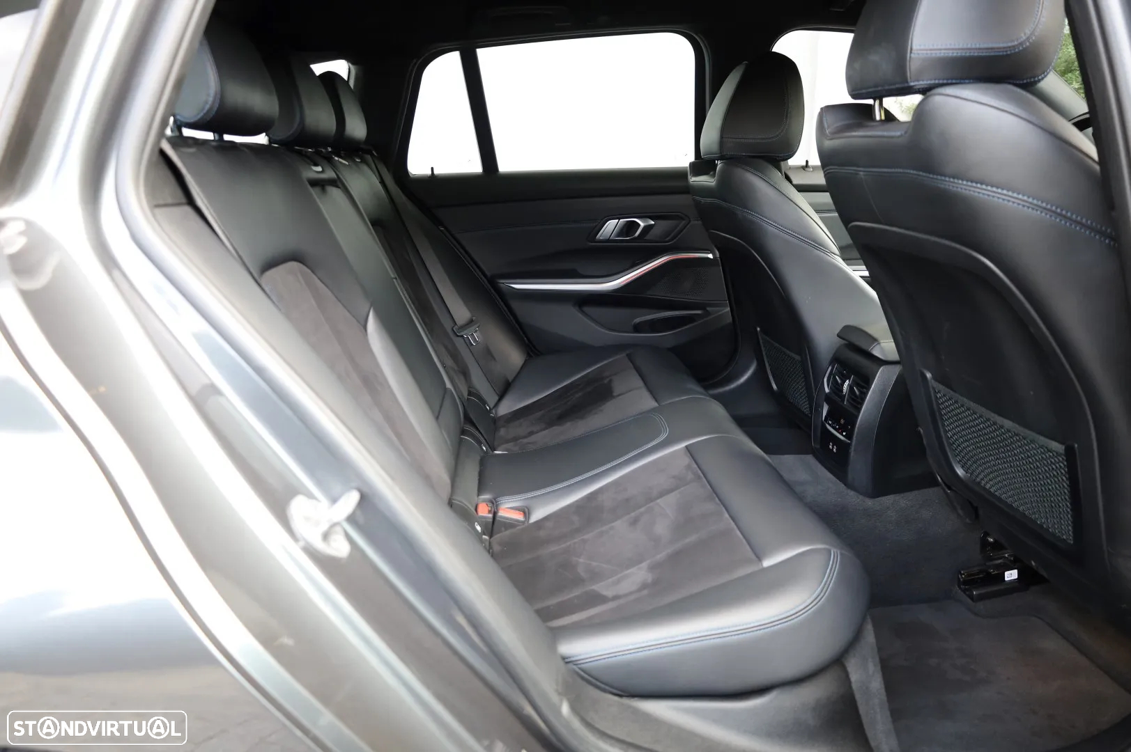 BMW 318 d Touring Pack M Auto - 54