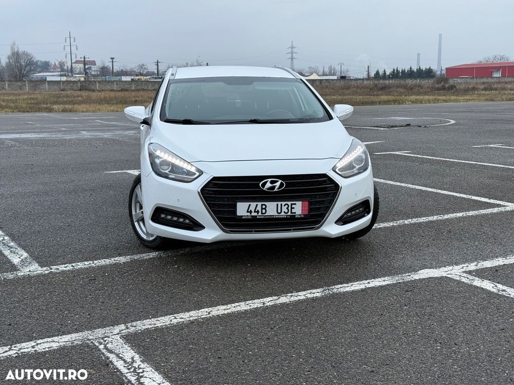Hyundai i40 Kombi 1.7 CRDi Premium - 7