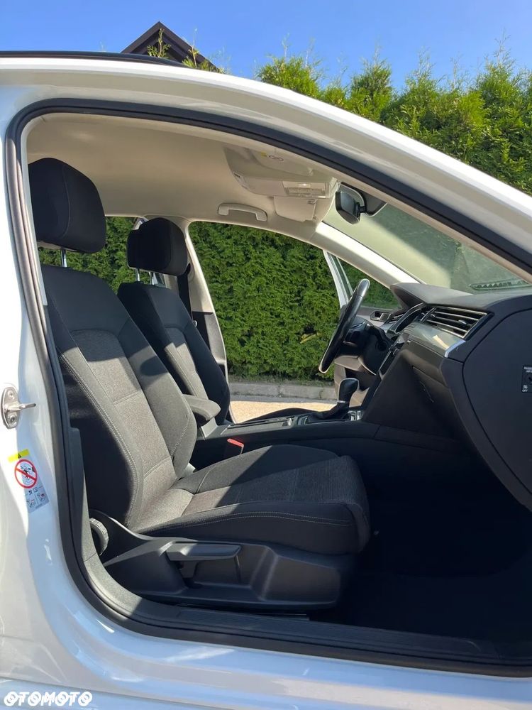 Volkswagen Passat 1.6 TDI (BlueMotion Technology) DSG Trendline - 7