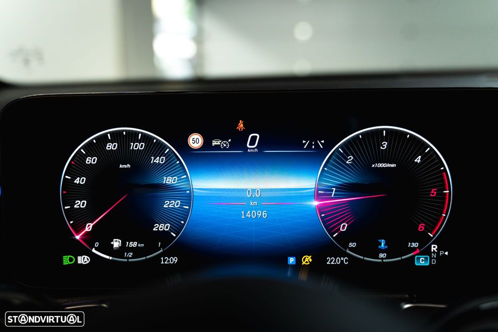 Mercedes-Benz GLB 200 d 8G-DCT Progressive Advanced - 14