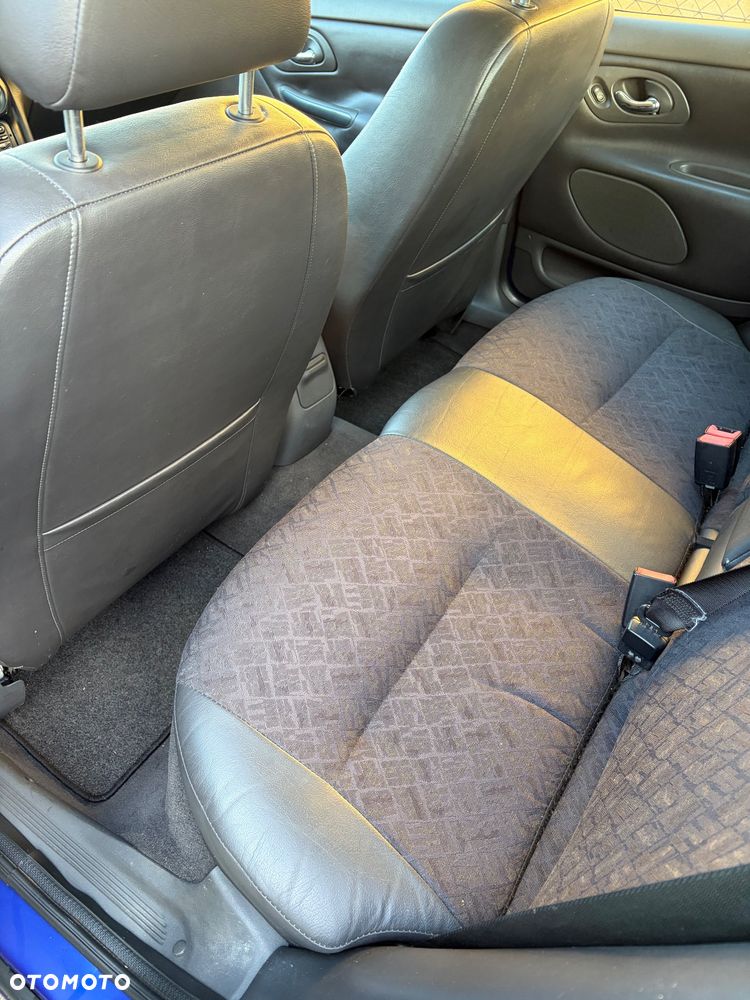Ford Mondeo - 11