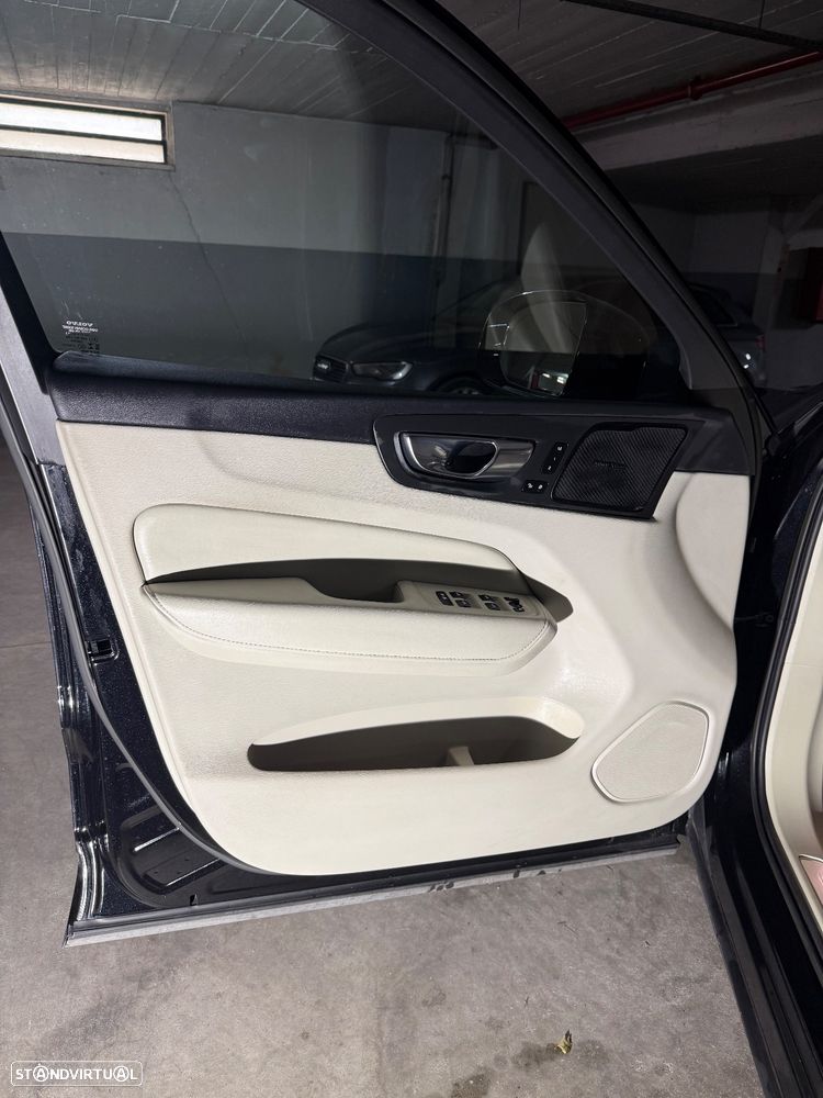 Volvo XC 60 2.0 T6 PHEV Inscription AWD - 16