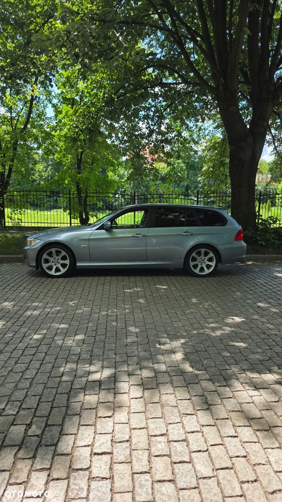 BMW Seria 3 320d - 9