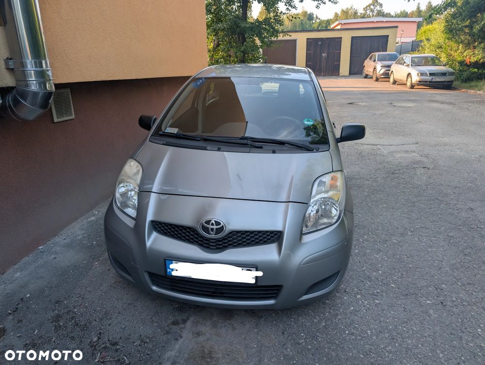 Toyota Yaris - 2