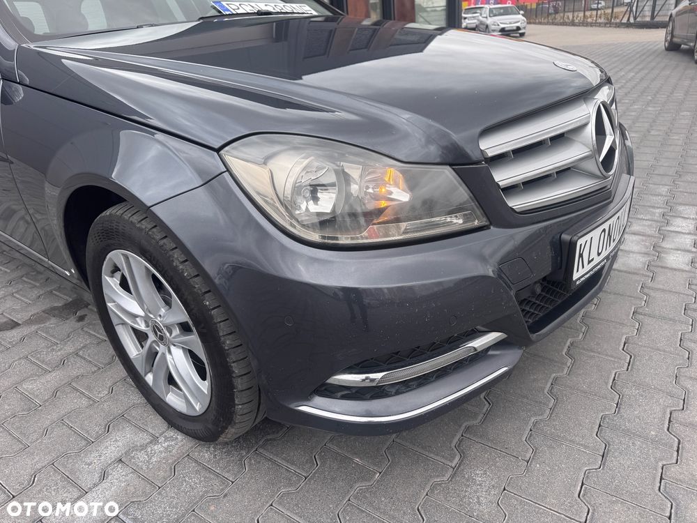 Mercedes-Benz Klasa C 200 CDI DPF (BlueEFFICIENCY) Elegance - 8