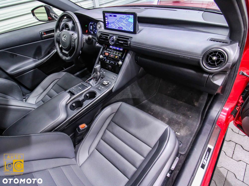 Lexus IS F - 9