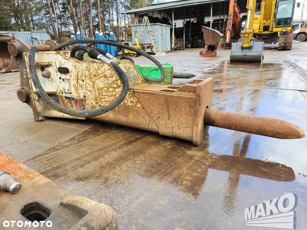Młot hydrauliczny Sandvik L20C 1340kg do koparki - 2