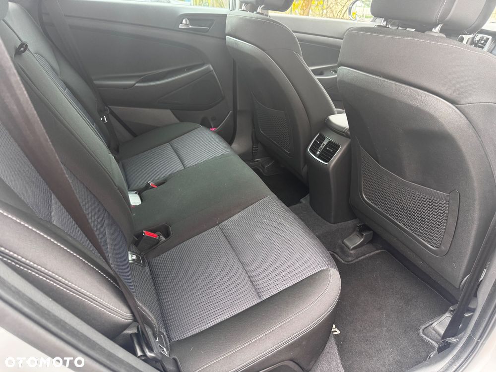 Hyundai Tucson 1.7 CRDI BlueDrive Comfort 2WD DCT - 10