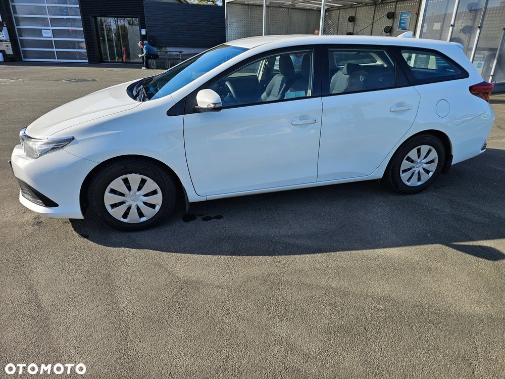 Toyota Auris 1.33 VVT-i Active - 11