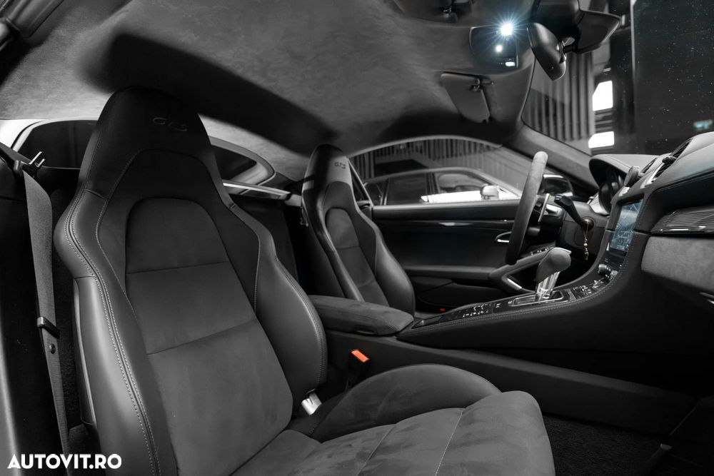 Porsche Cayman GTS 4.0 PDK - 34