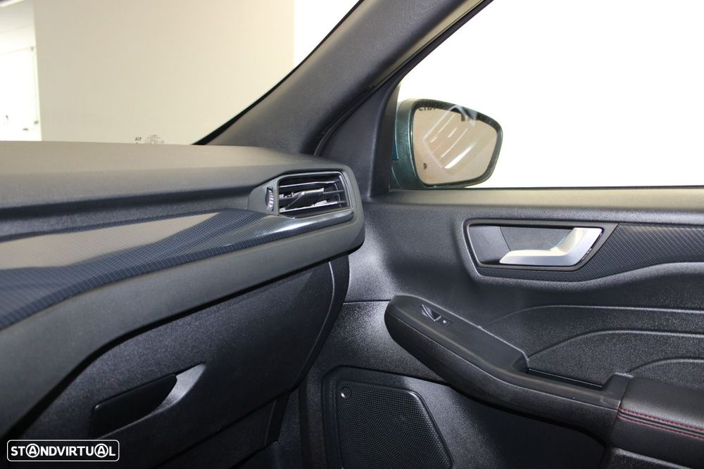 Ford Kuga 1.5 EcoBoost ST-Line - 30