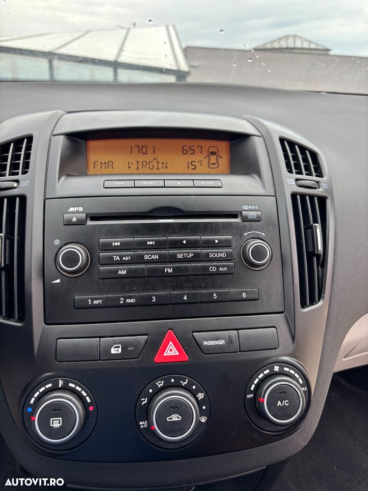 Kia Ceed 1.4 CVVT Attract - 6