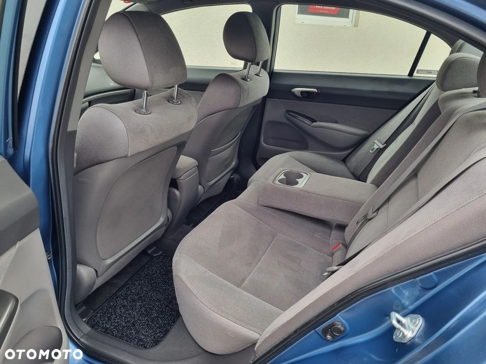 Honda Civic 1.3i-DSI VTEC IMA CVT Elegance - 13