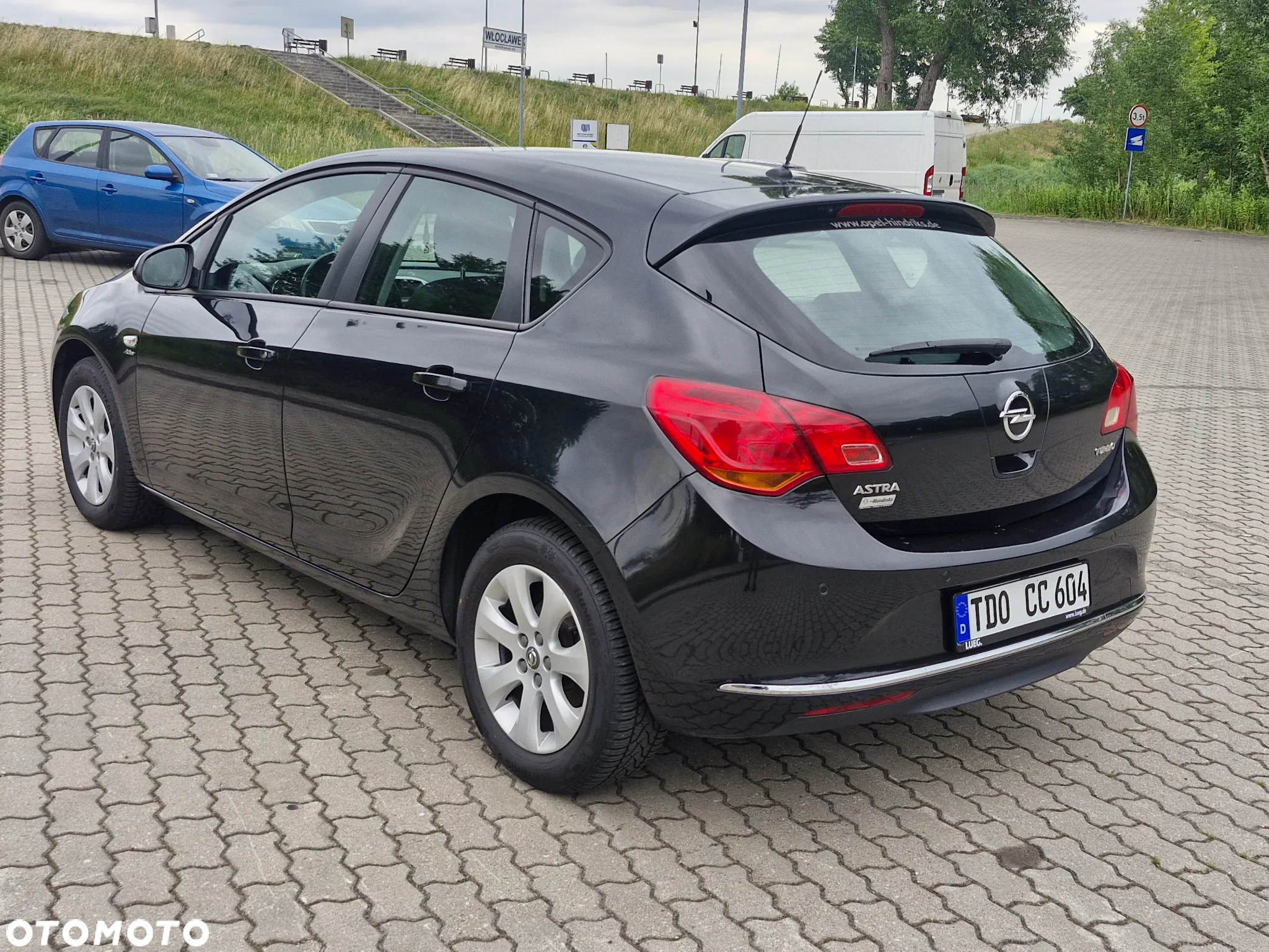Opel Astra 1.4 Turbo Cosmo - 4