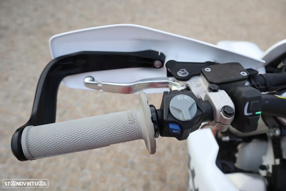 Husqvarna TE 300 Pro - 7