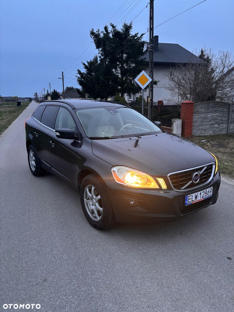 Volvo XC 60 2.4D AWD Kinetic - 3