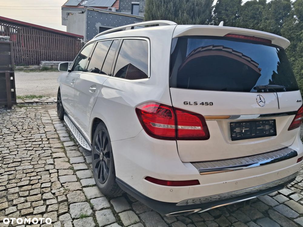Mercedes-Benz GLS 400 4Matic 9G-TRONIC Exclusive - 11