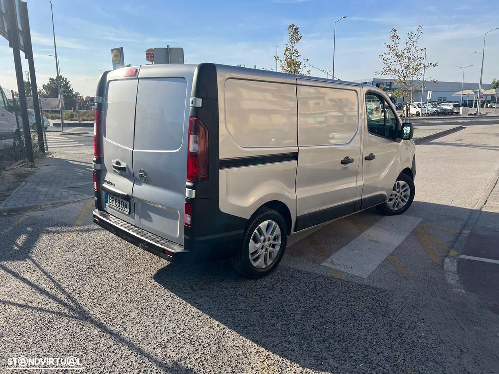 Opel Vivaro - 6