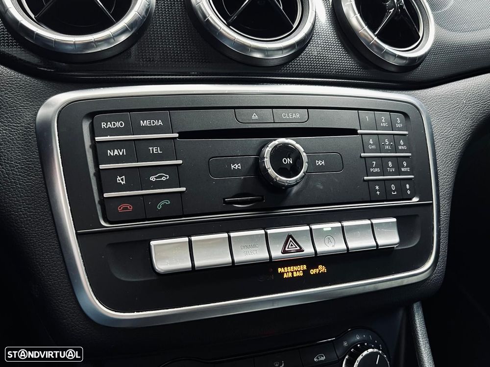 Mercedes-Benz CLA 180 d Shooting Brake Urban Aut. - 34