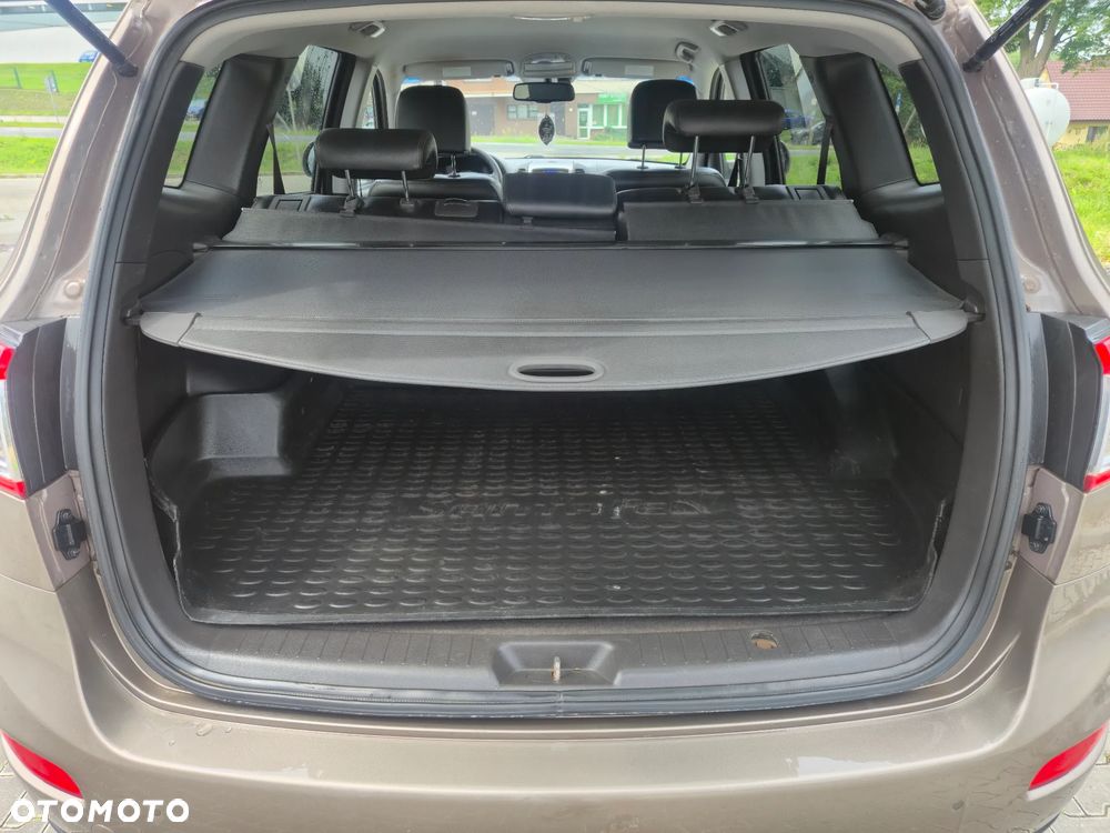 Hyundai Santa Fe 2.0 CRDI Style - 17