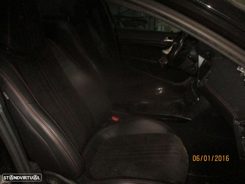 Carro MOT: EB2DTS HNY CXZVEL:  MC6 PEUGEOT 308 2 2015 1.2 PURETECH 131CV 5P PRETO GASOLINA - 6