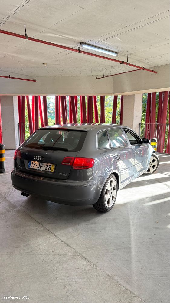 Audi A3 Sportback 1.9 TDI DPF S line Sport Pack (plus) - 4
