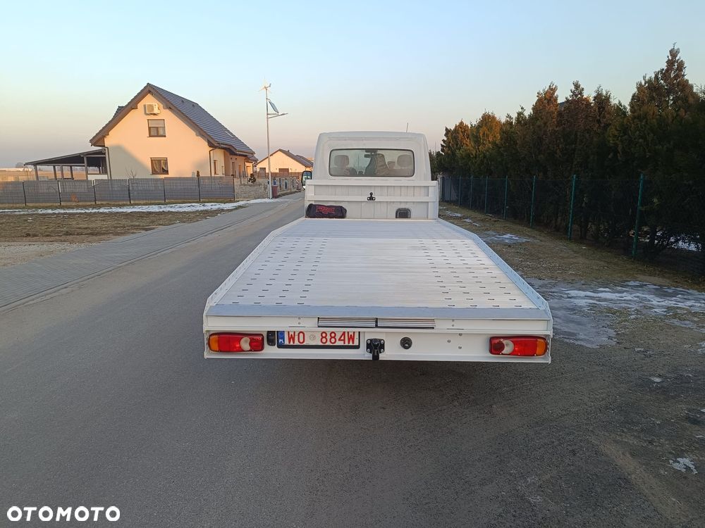 Mercedes-Benz Sprinter - 5