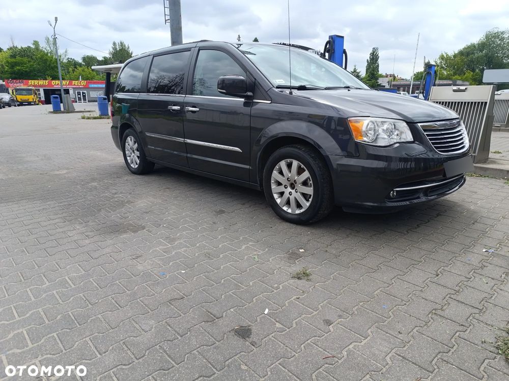 Chrysler Town & Country 3.6 Touring - 1