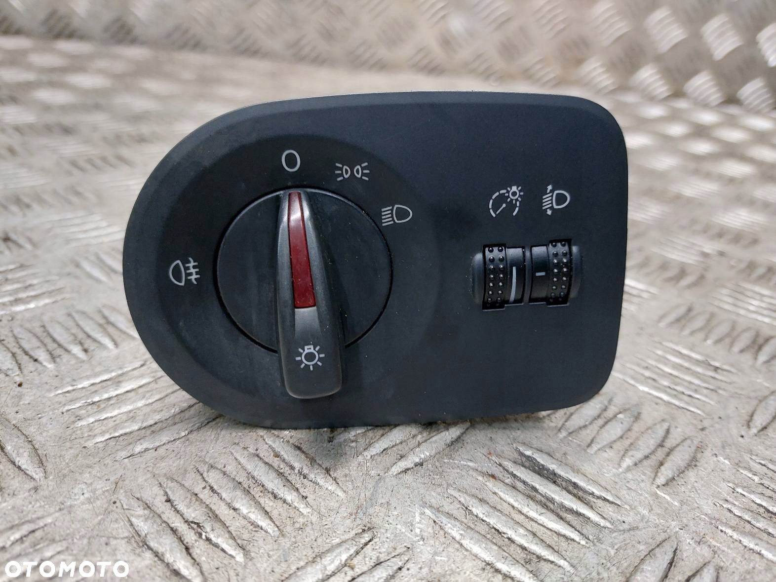 PRZEŁĄCZNIK ŚWIATEŁ SEAT IBIZA IV 6J1941531AK 6J0919094 - 1