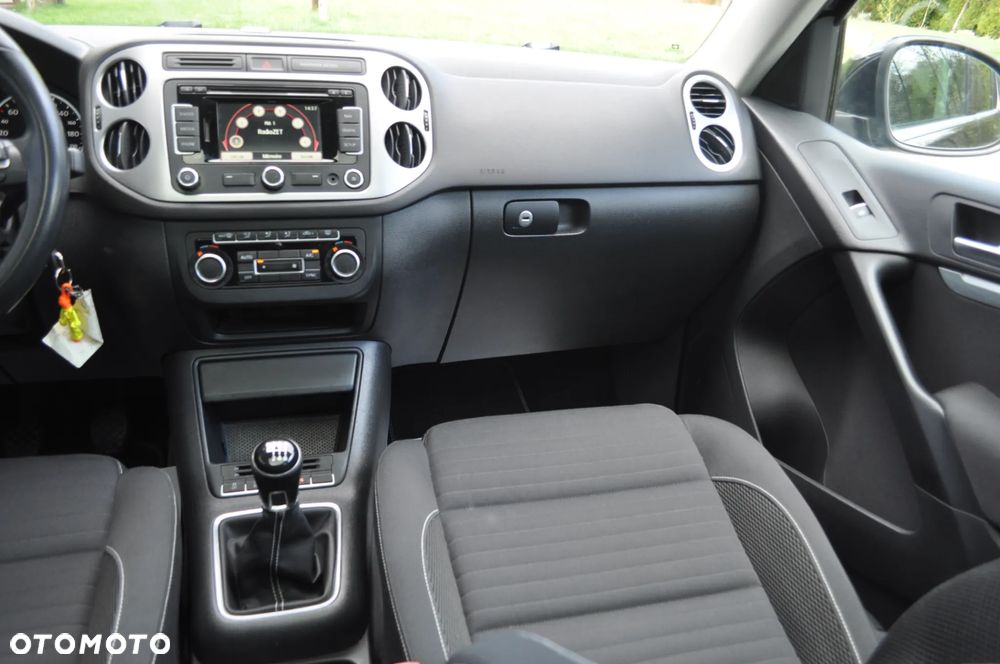 Volkswagen Tiguan 2.0 TDI DPF BlueMotion Technology Cup Sport & Style - 27