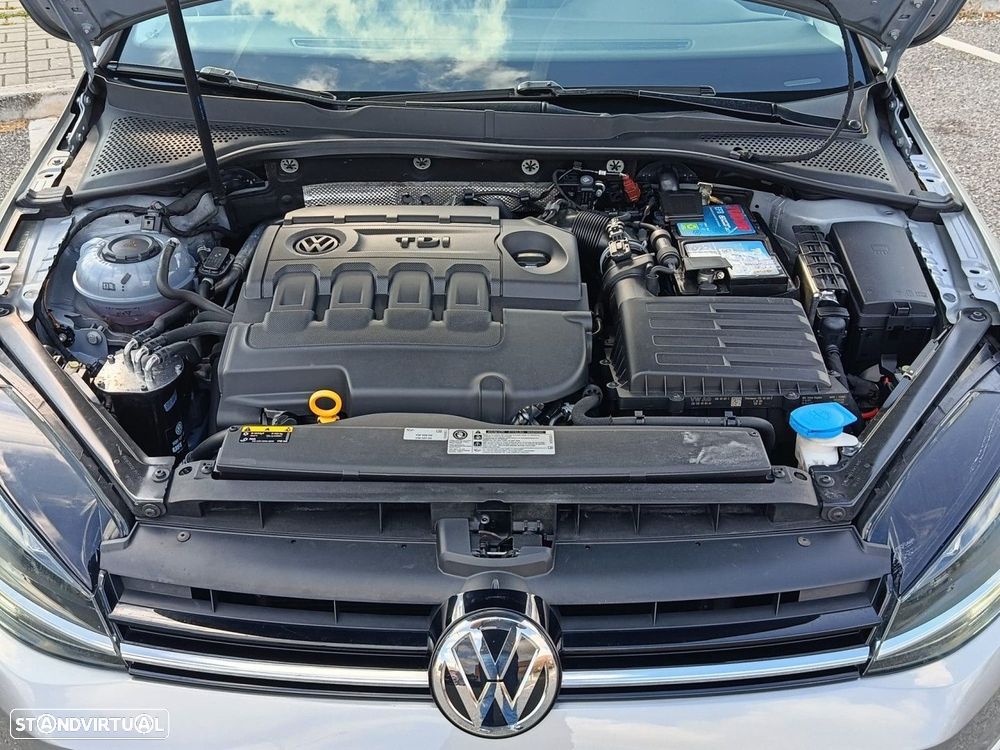 VW Golf 1.6 TDI Confortline - 14