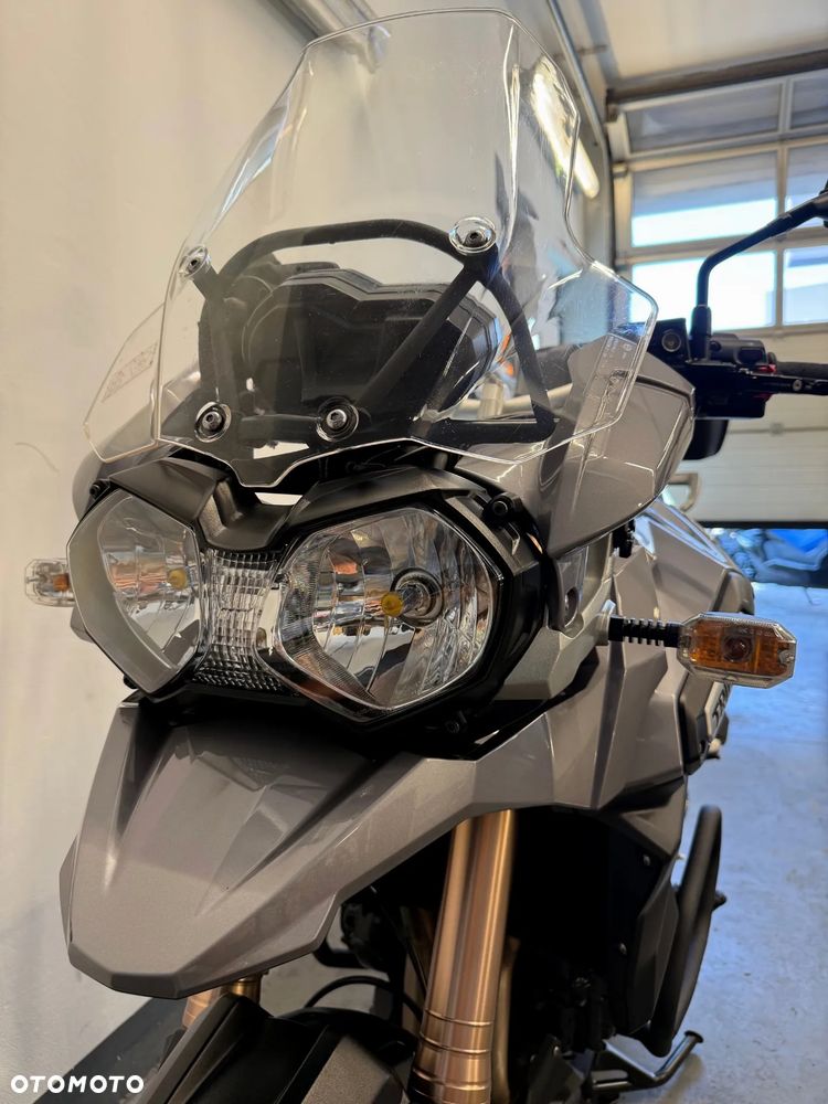 Triumph Tiger - 24
