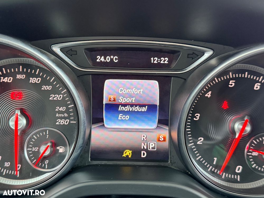 Mercedes-Benz CLA 180 - 14